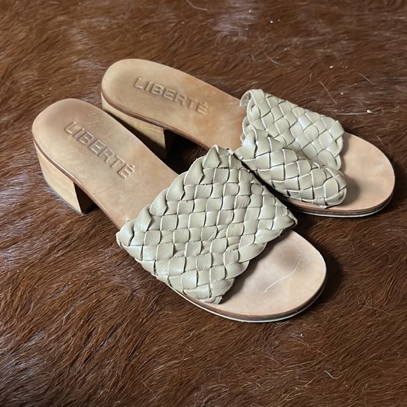 Liberte size 6 sandal - Picture 11 of 15